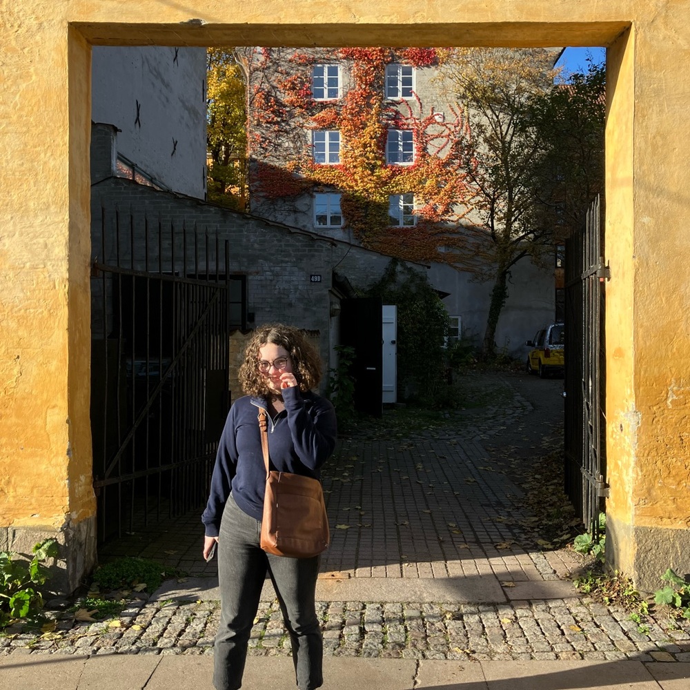 Meet your Posher, Abby